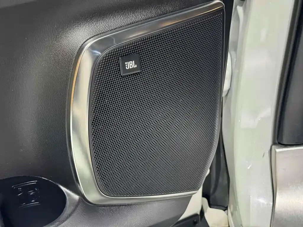 Toyota Vellfire 2022 из CN, фото 6
