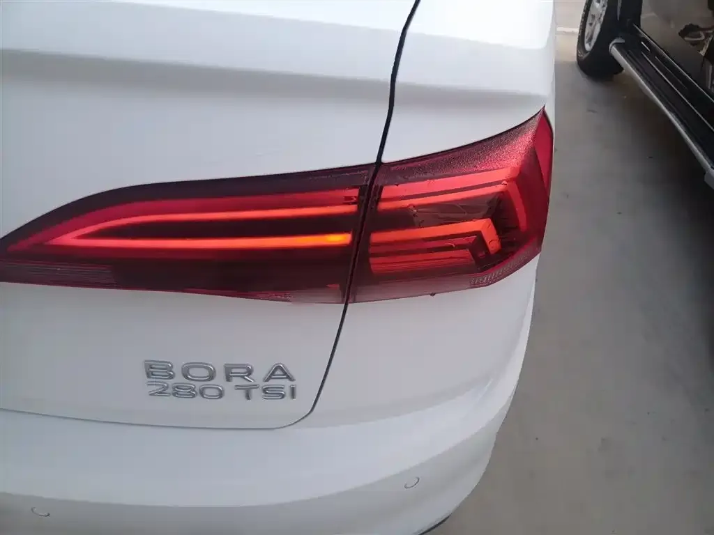 Volkswagen Bora 2022 из CN, фото 8