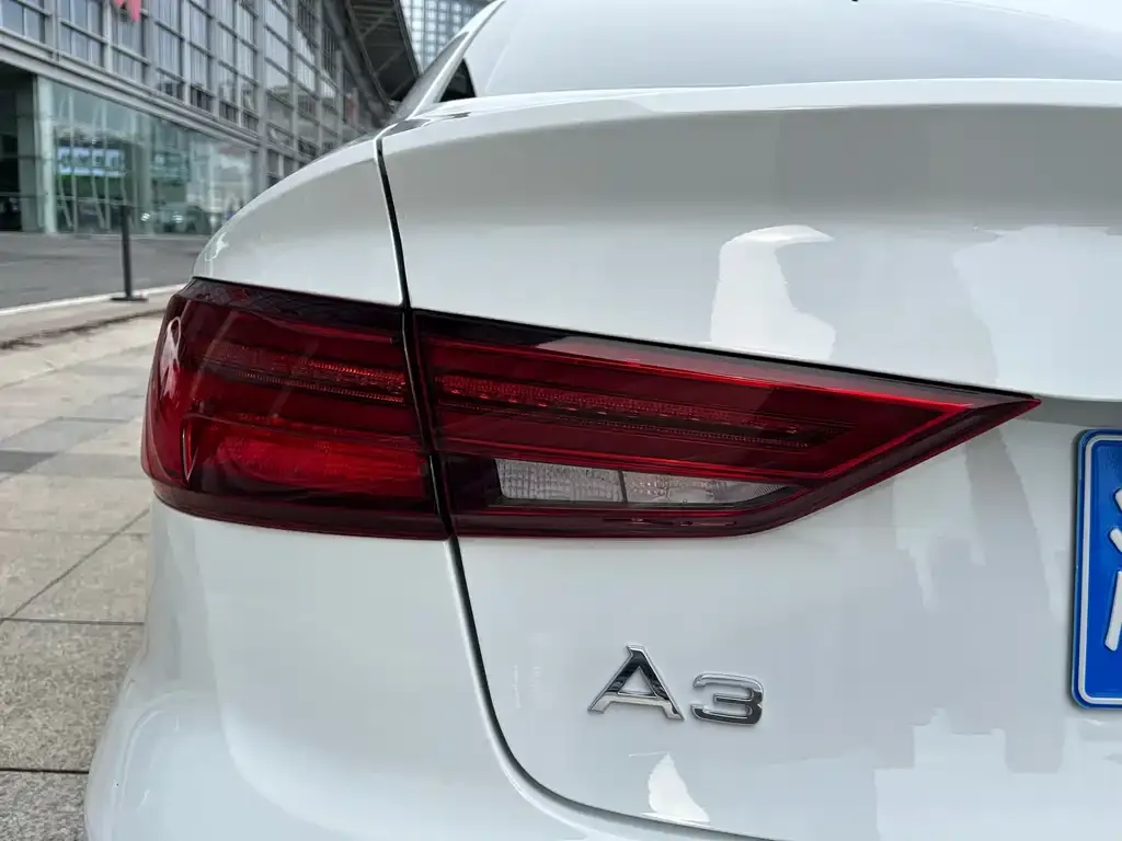Audi A3 2021 из CN, фото 2
