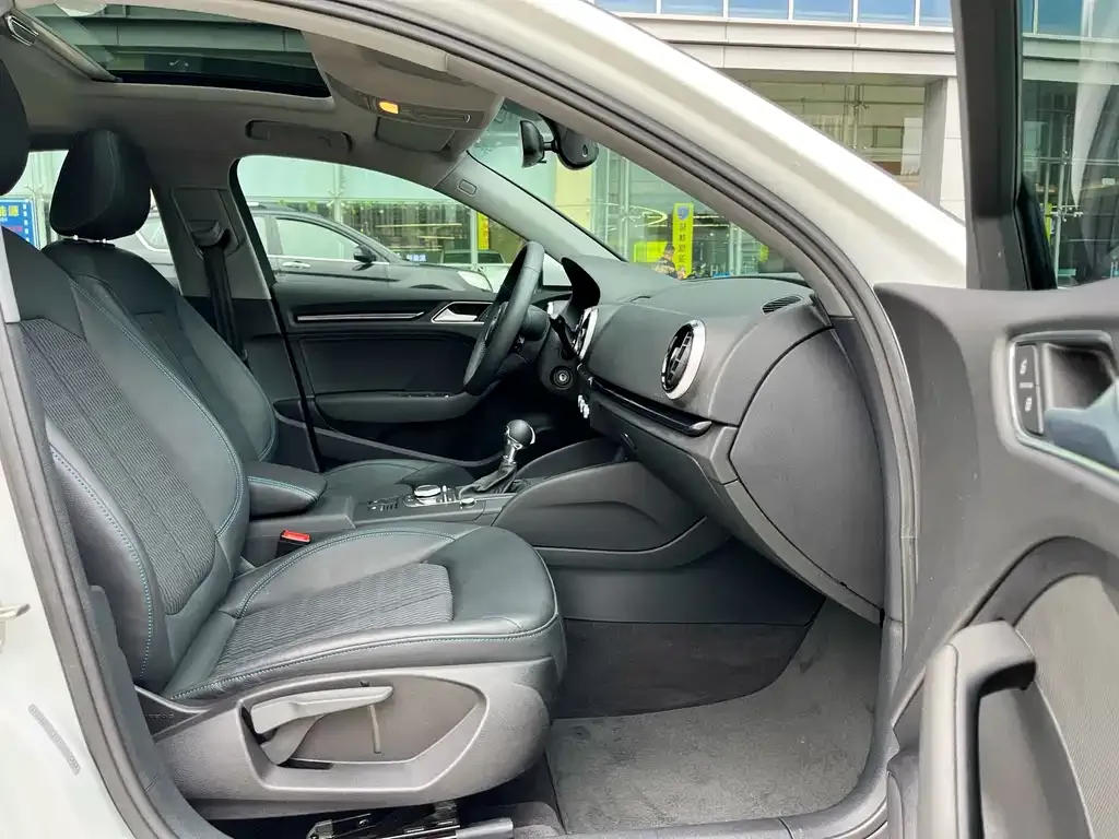 Audi A3 2021 из CN, фото 7
