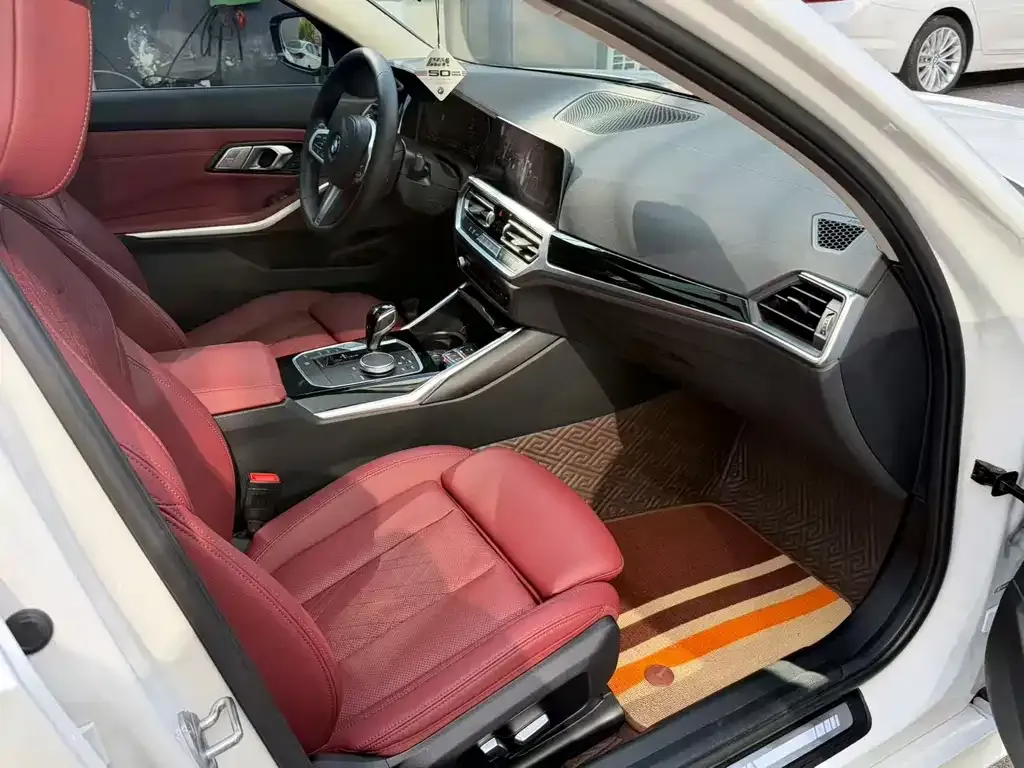 BMW 3 Series 2022 из CN, фото 7