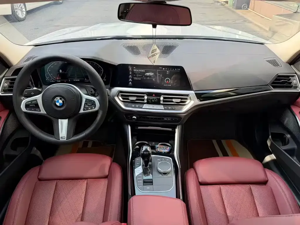 BMW 3 Series 2022 из CN, фото 4