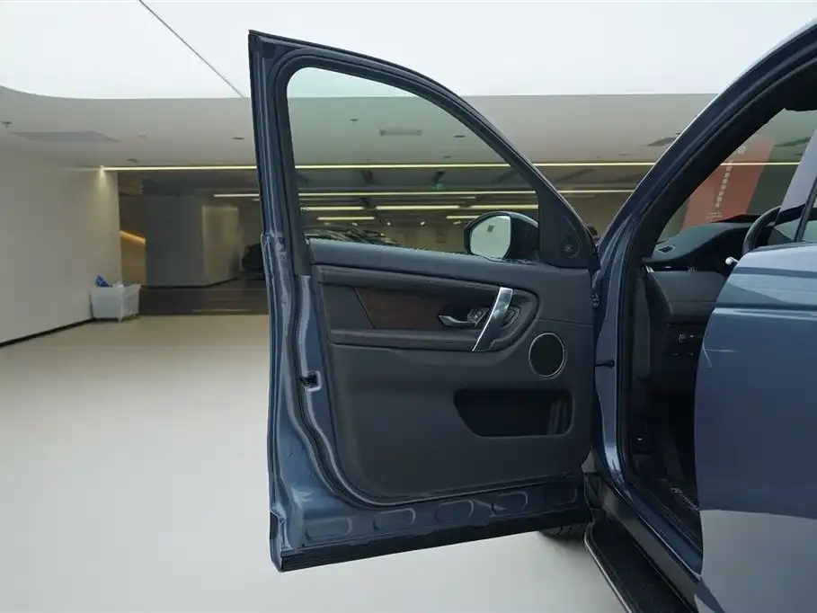 Land Rover Discovery Sport 2023 из CN, фото 10