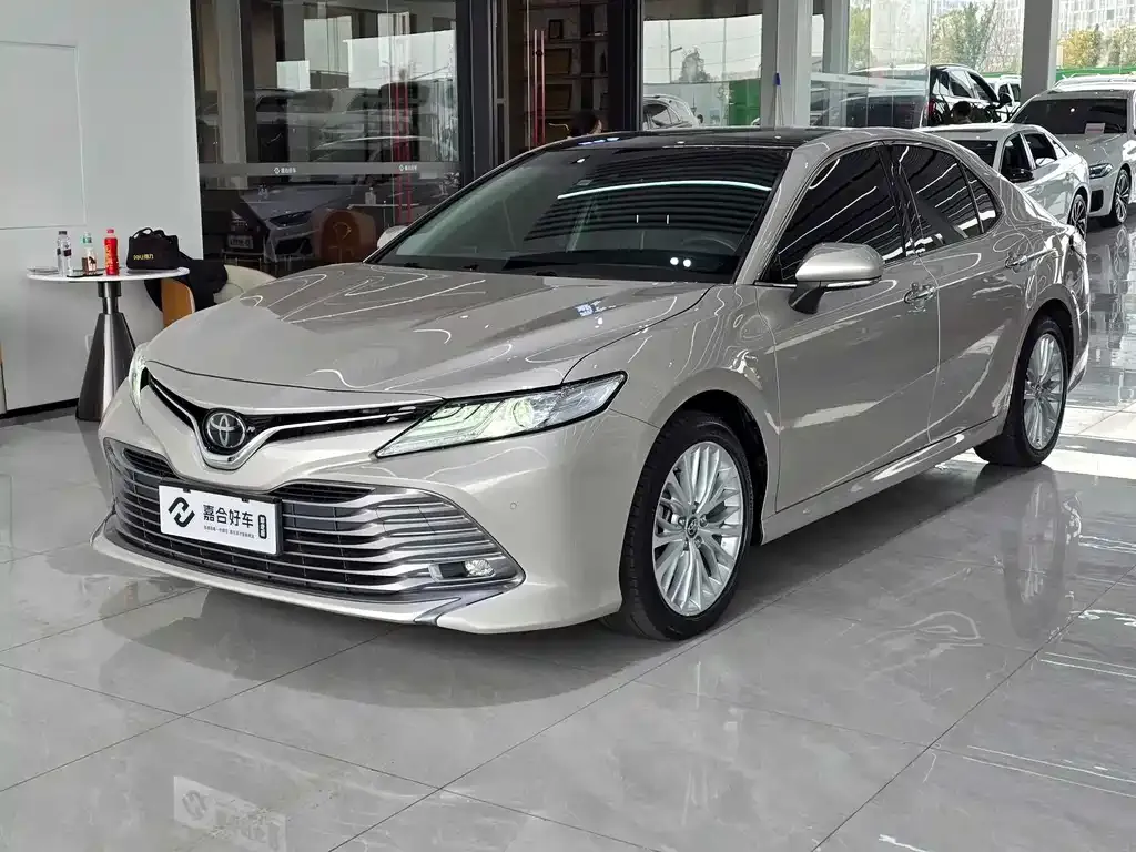Toyota Camry 2021 из CN, фото 1