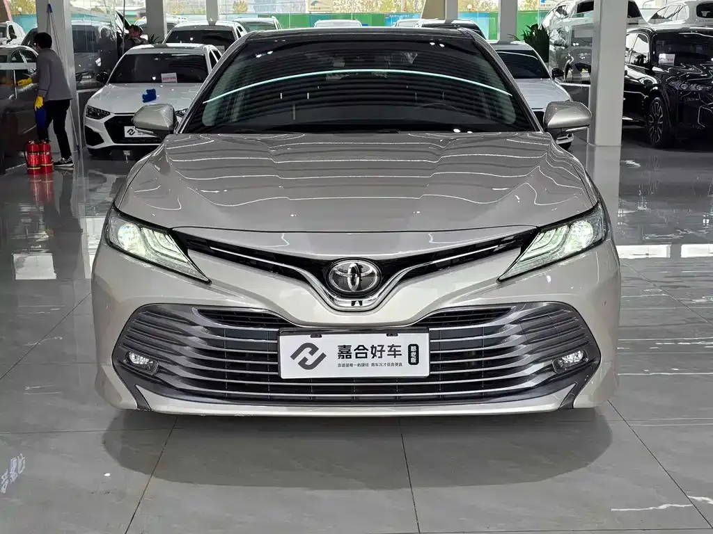 Toyota Camry 2021 из CN, фото 10