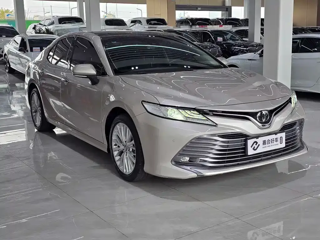 Toyota Camry 2021 из CN, фото 9