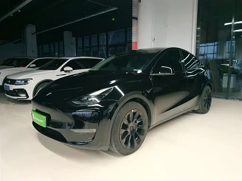 Tesla Model Y 2023 из CN, фото 1