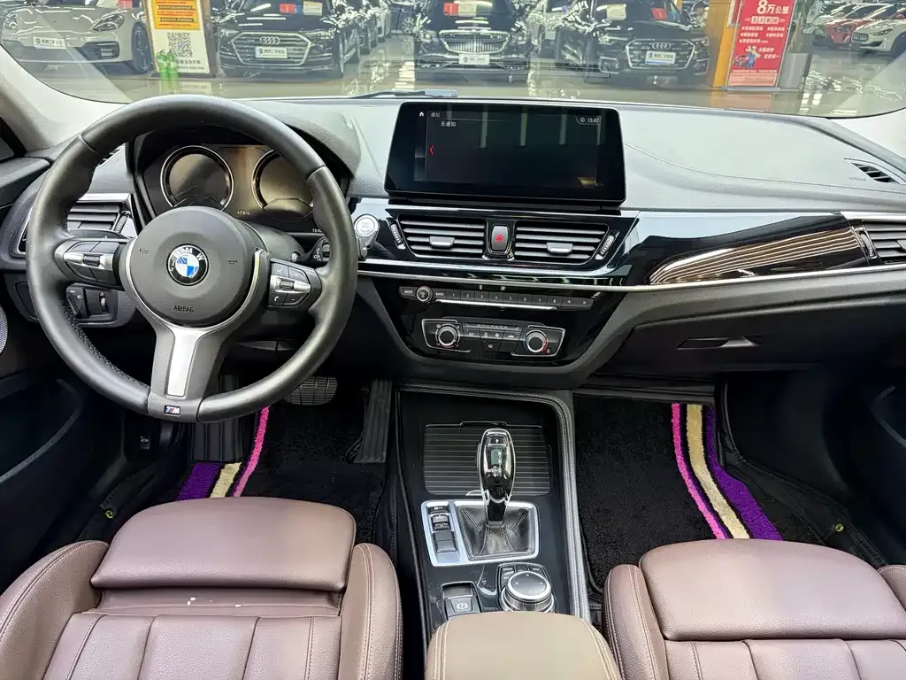 BMW 1 Series 2023 из CN, фото 10