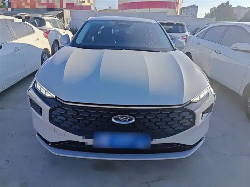 Ford Mondeo 2023 из CN, фото 6