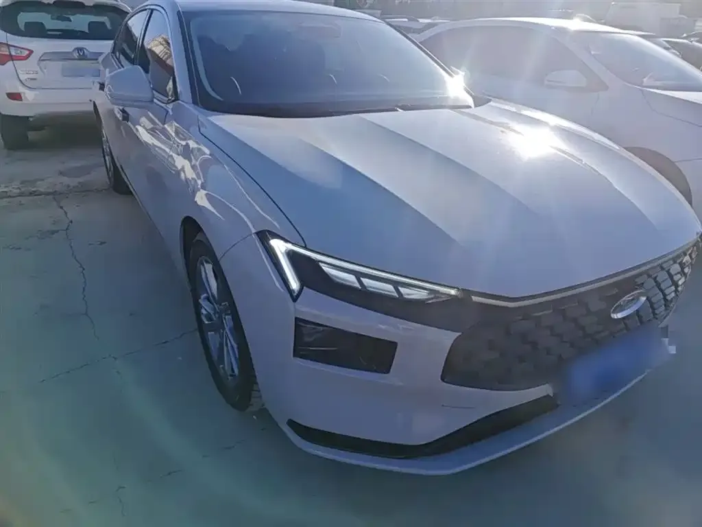 Ford Mondeo 2023 из CN, фото 4