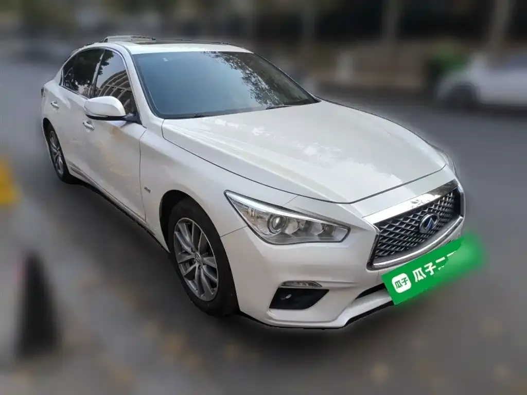 Infiniti Q50L 2023 из CN, фото 4