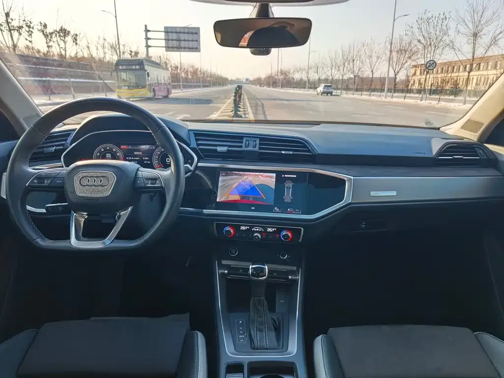 Audi Q3 2022 из CN, фото 9