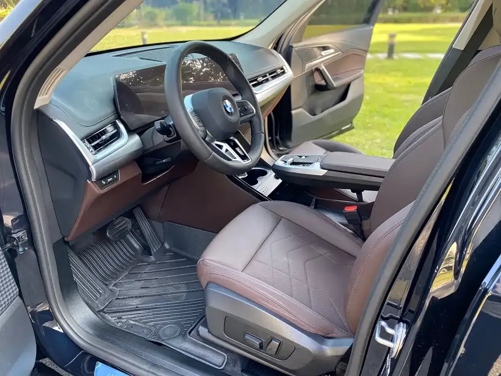 BMW X1 2024 из CN, фото 8