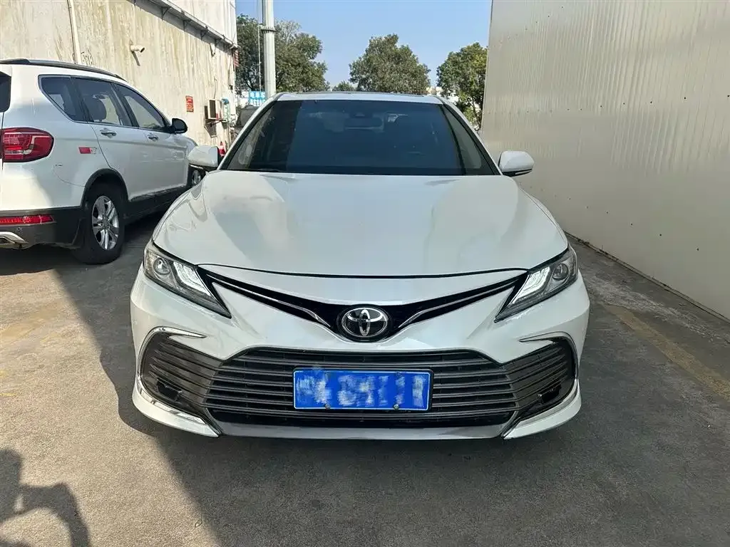 Toyota Camry 2024 из CN, фото 2