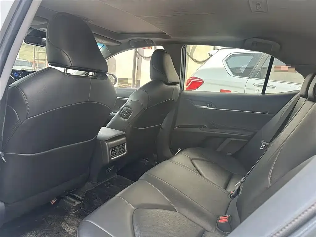 Toyota Camry 2024 из CN, фото 5