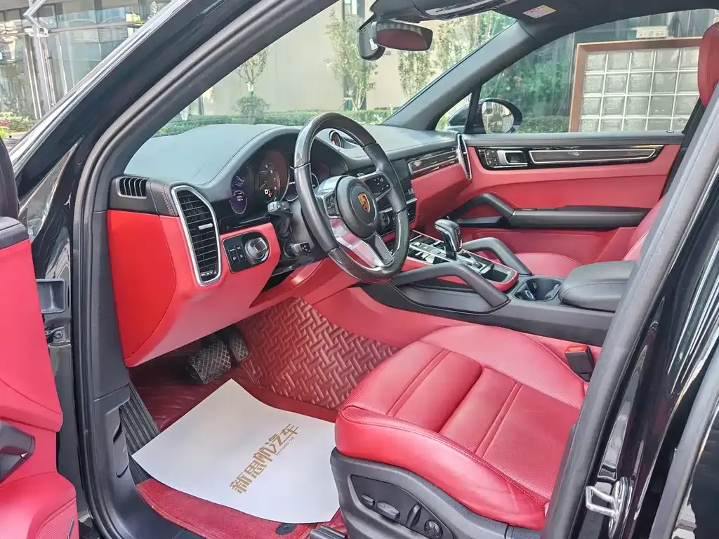 Porsche Cayenne Hybrid 2023 из CN, фото 3