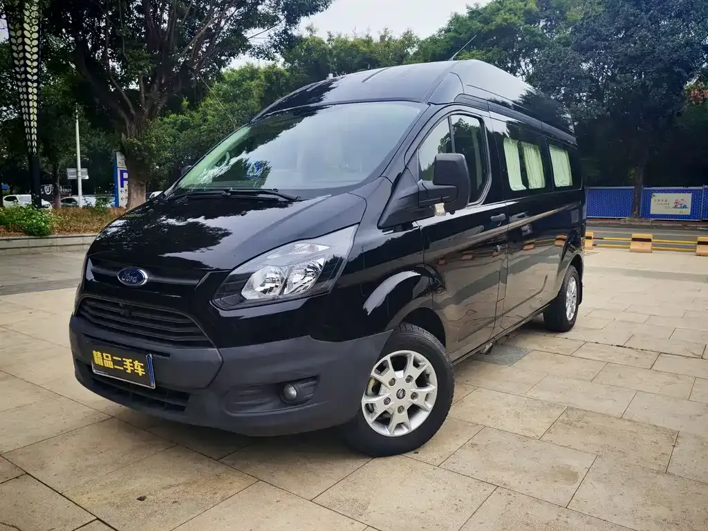 Ford Transit 2022 из CN, фото 1