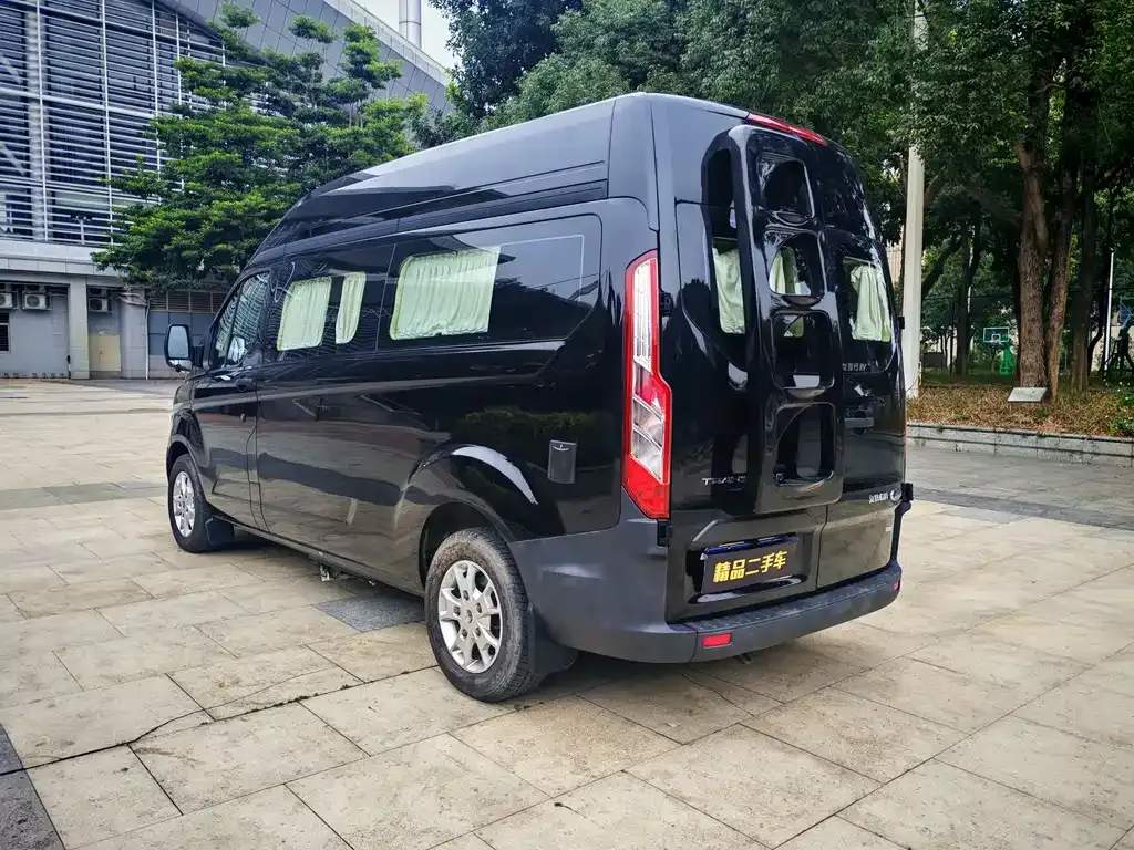 Ford Transit 2022 из CN, фото 4