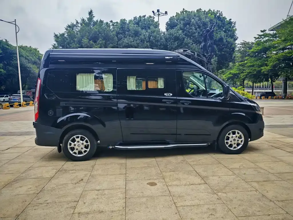 Ford Transit 2022 из CN, фото 7