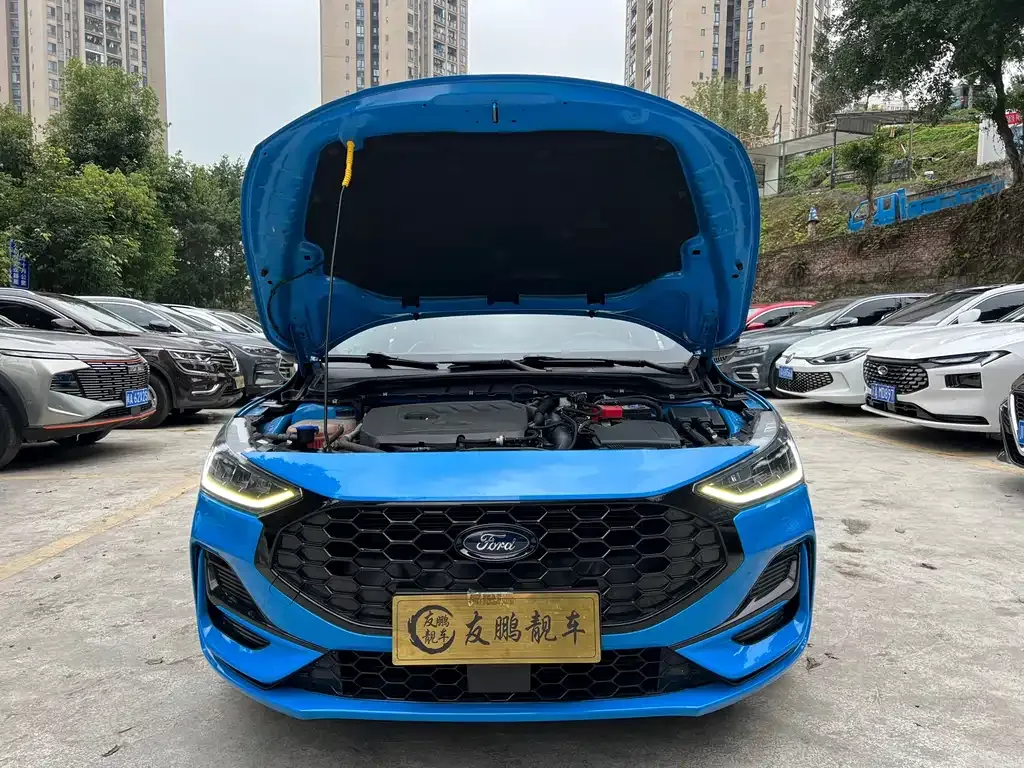 Ford Focus 2022 из CN, фото 5