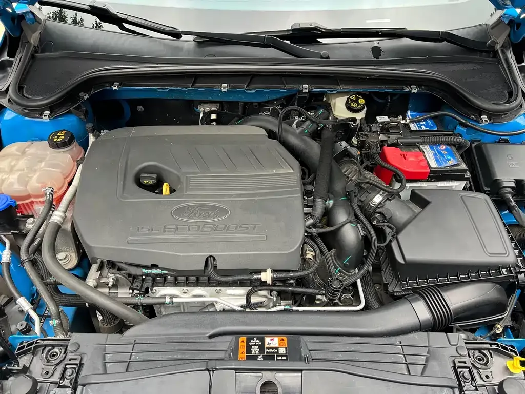 Ford Focus 2022 из CN, фото 4