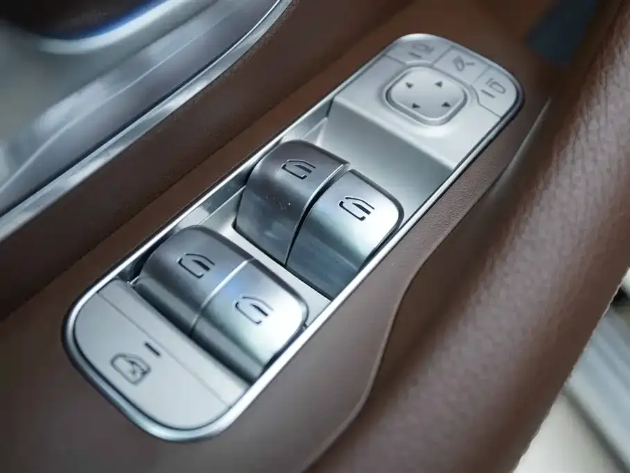 Mercedes-Benz GLE 2024 из CN, фото 2