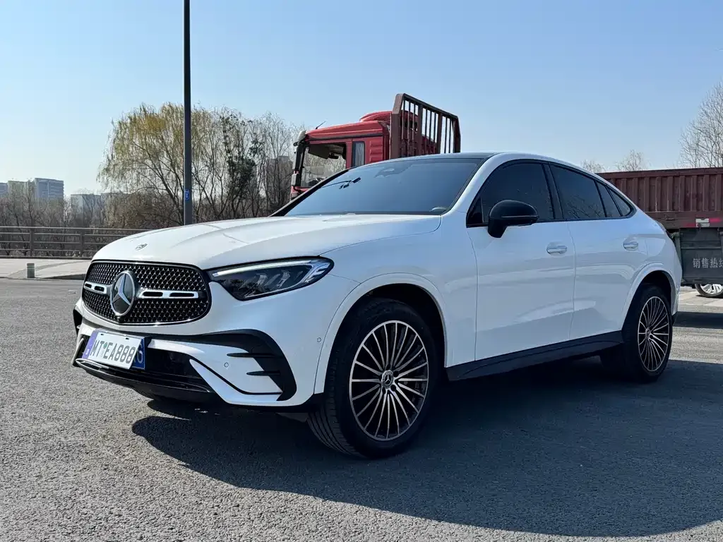 Mercedes-Benz GLC Coupe — фото 1