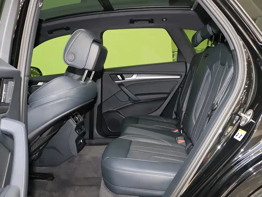 Audi Q5L 2025 из CN, фото 9