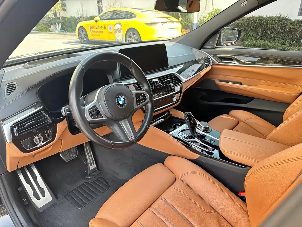 BMW 6 Series GT 2023 из CN, фото 4