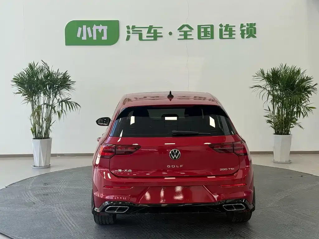 Volkswagen Golf 2021 из CN, фото 2