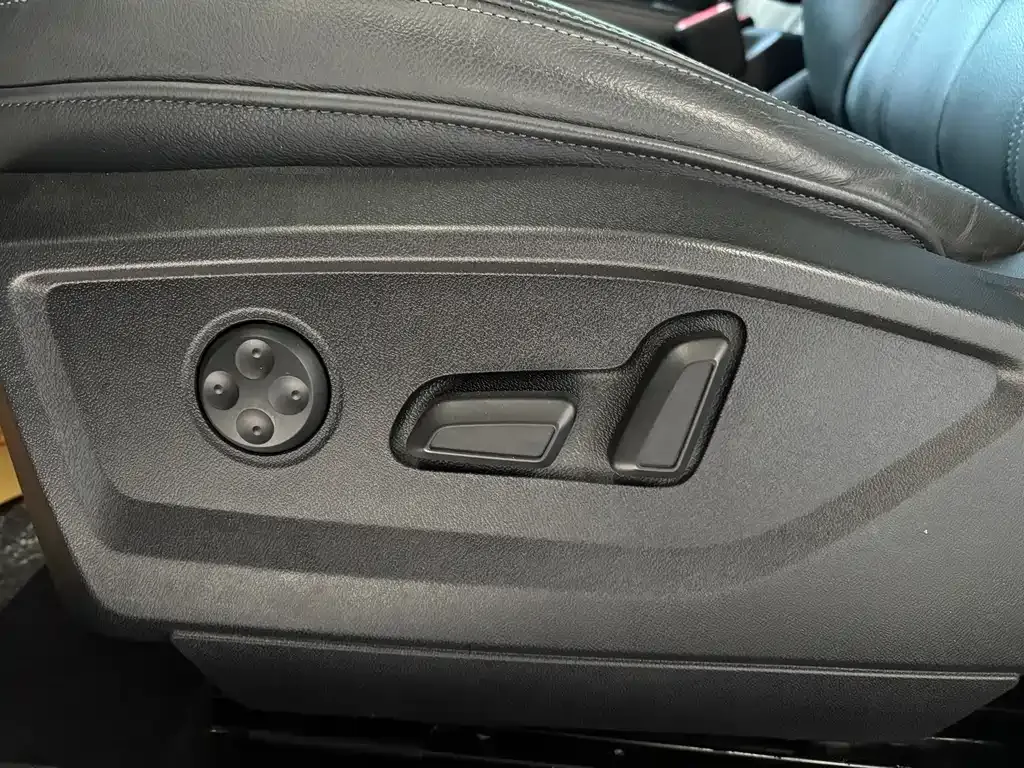 Audi Q2L 2022 из CN, фото 6