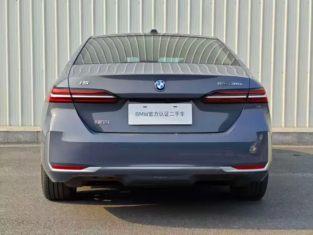 BMW i5 2025 из CN, фото 3