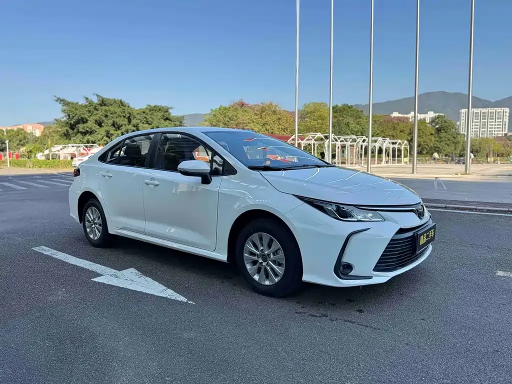 Toyota Corolla 2024 из CN, фото 10