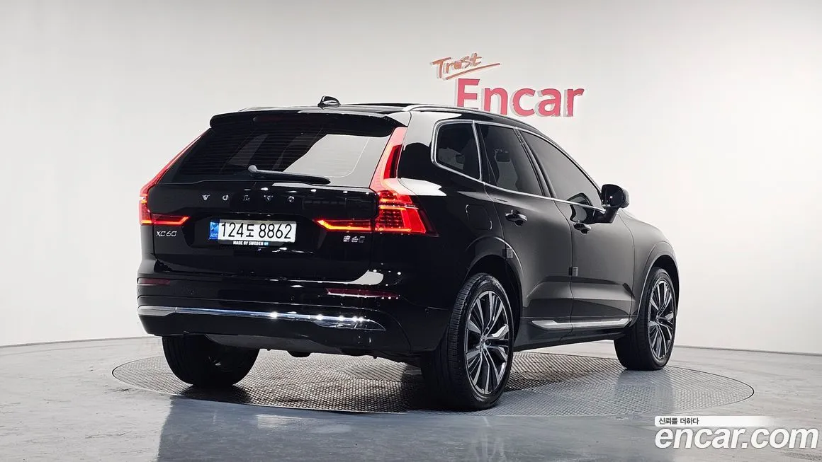 Volvo XC60 2022 из KR, фото 2