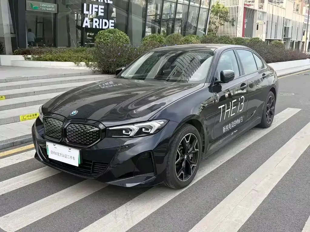 BMW i3 — фото 1