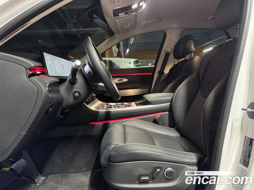 Genesis GV70 2025 из KR, фото 2