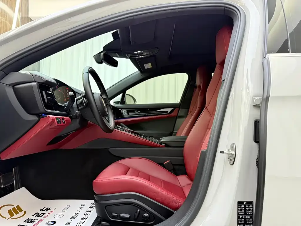 Porsche Panamera 2025 из CN, фото 7