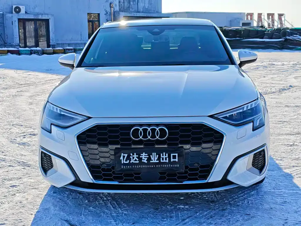 Audi A3 2021 из CN, фото 2