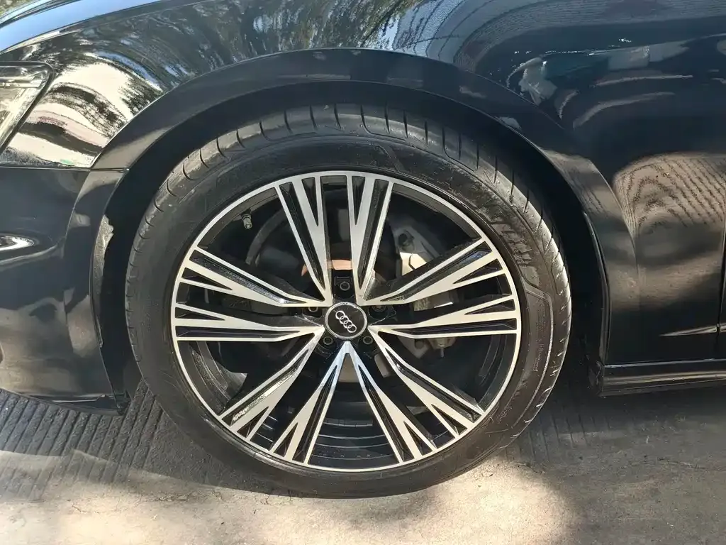Audi A6L 2021 из CN, фото 5