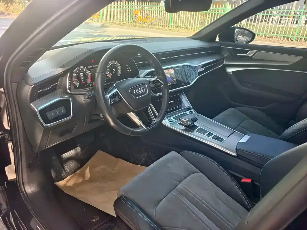 Audi A6L 2021 из CN, фото 8