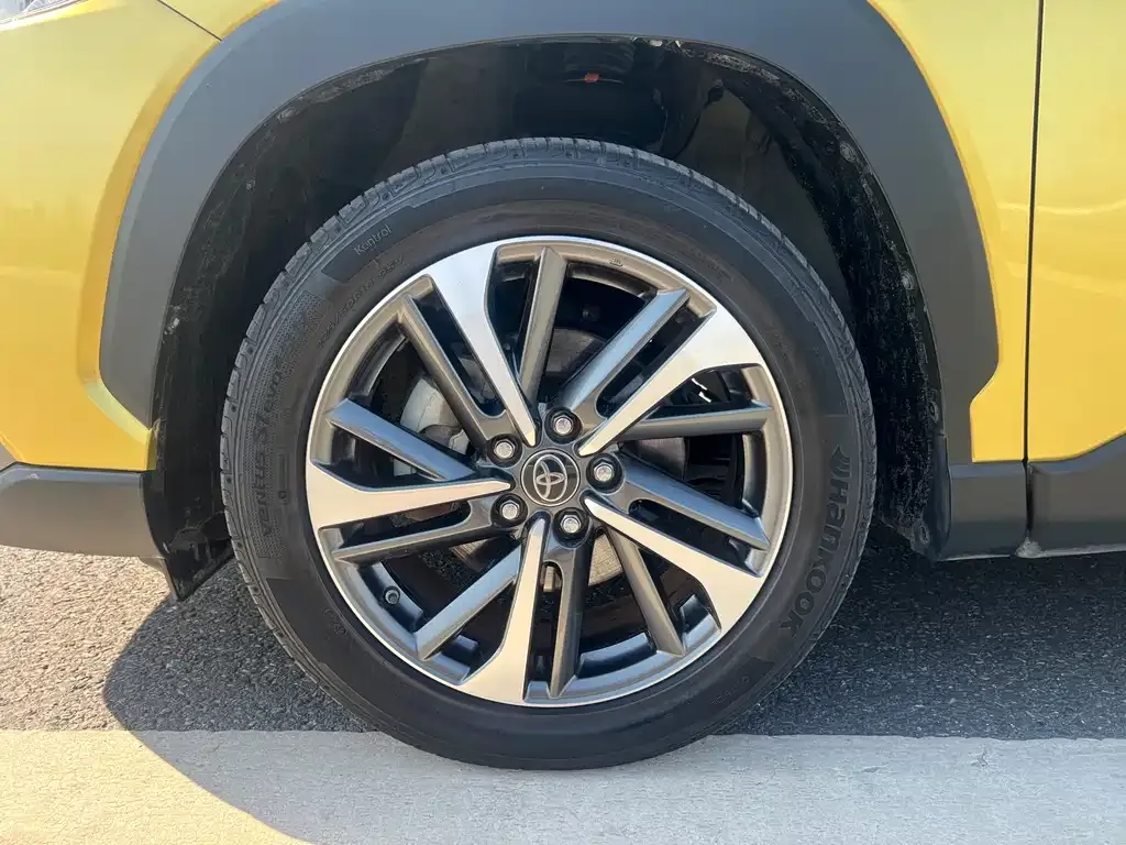 Toyota Frontlander 2022 из CN, фото 10