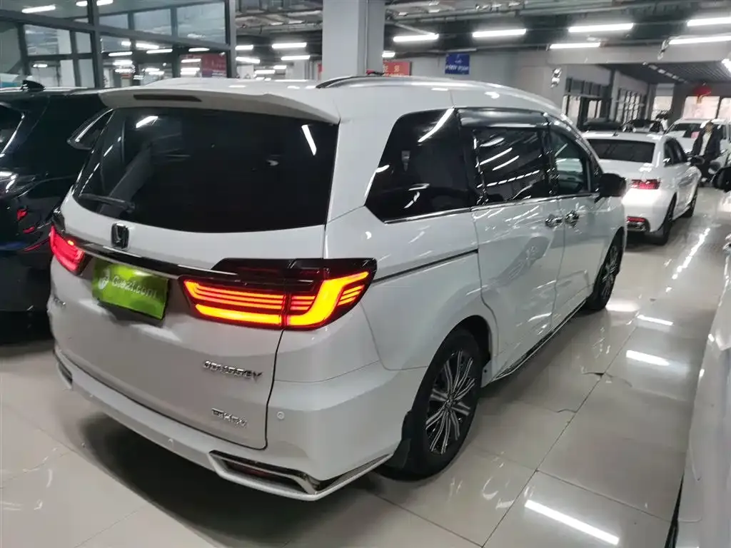 Honda Odyssey 2023 из CN, фото 7