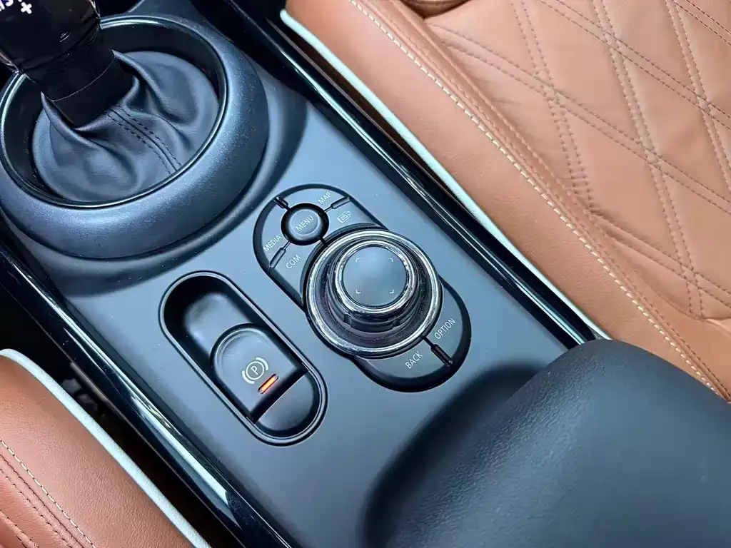 MINI Clubman 2023 из CN, фото 4