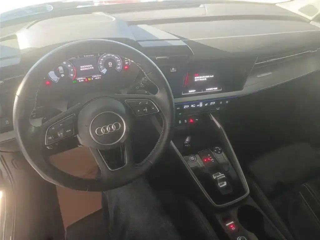 Audi A3 2024 из CN, фото 10