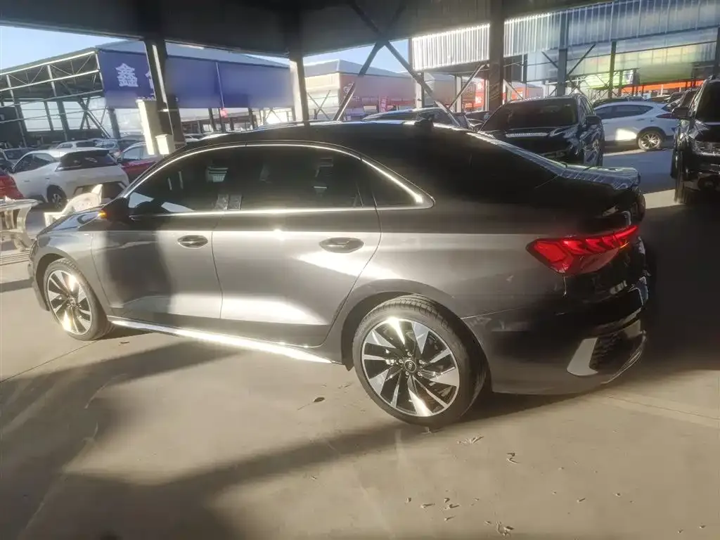 Audi A3 2024 из CN, фото 9