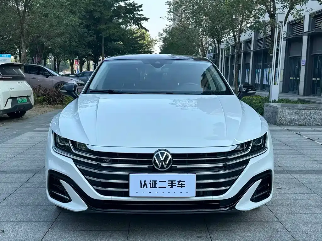 Volkswagen CC 2022 из CN, фото 2