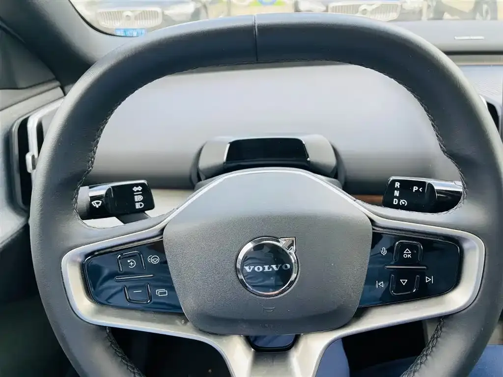 Volvo EX30 2024 из CN, фото 8