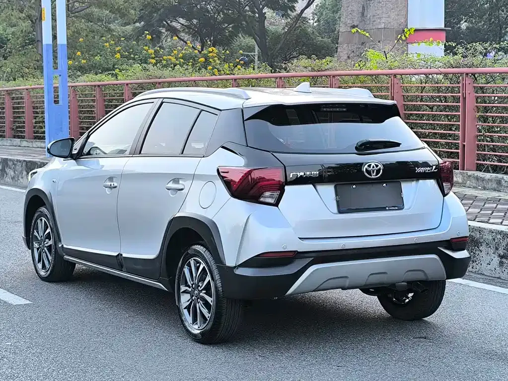 Toyota Yaris L 2023 из CN, фото 8