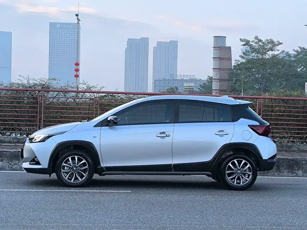 Toyota Yaris L 2023 из CN, фото 5