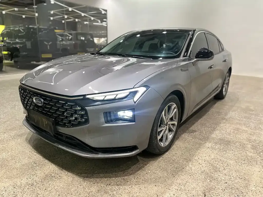 Ford Mondeo 2023 из CN, фото 1